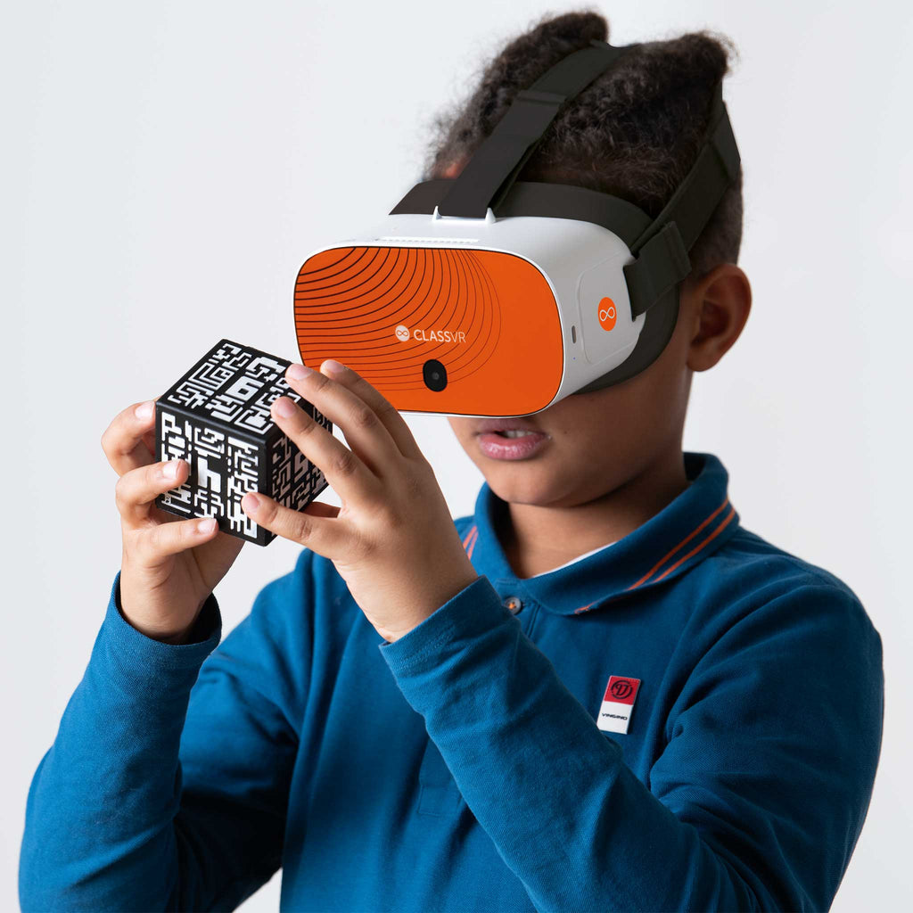 Ochelari ClassVR Xplorer 128GB - set 8 casti si 8 controlere