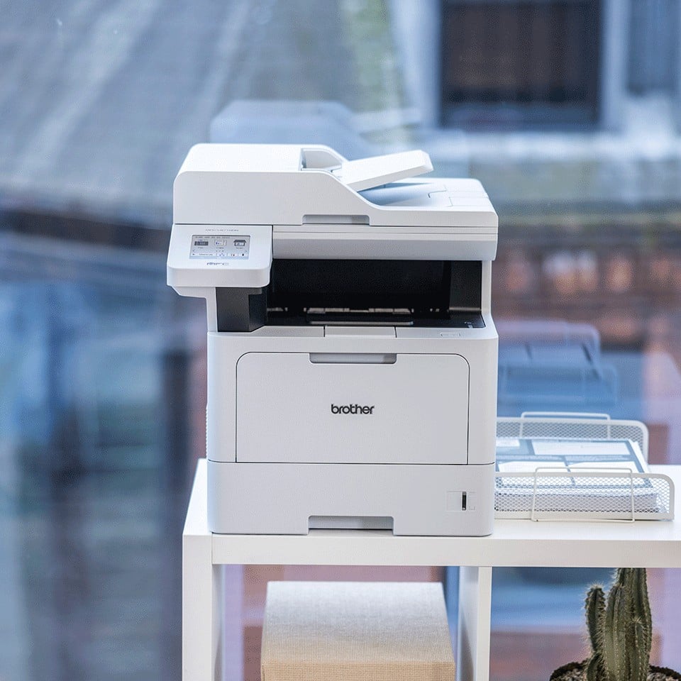 Brother MFC-L5710DW Multifunctionala laser monocrom A4, 48 ppm, duplex automat, 512 MB RAM, Ecran color tactil, Windows 10 si 11, Wi-Fi si LAN