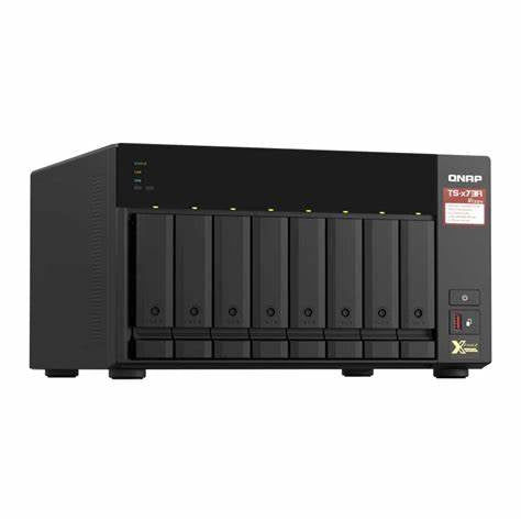 QNAP TS-873A-8G – NAS 8-Bay cu AMD Ryzen și Switch 2.5GbE inclus
