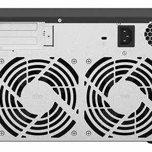 QNAP TS 873A 8G NAS 8 Bay cu Switch 2.5GbE inclus