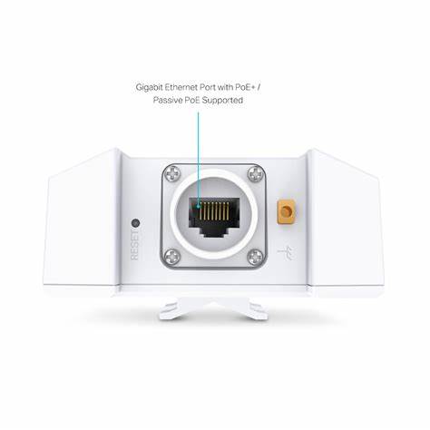 TP-Link EAP650-Outdoor – Access Point Wi-Fi 6 AX3000 dual-band pentru interior și exterior, PoE, IP67