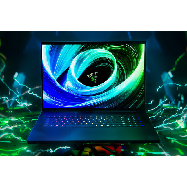 Laptop gaming RAZER Blade 18, Intel Core Ultra 9 275HX pana la 5.4GHz, 18" UHD+, 32GB, SSD 1TB, NVIDIA GeForce RTX 5070 Ti 12GB, Windows 11 Home, negru
