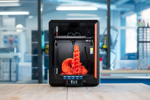 imprimanta 3D Prusa CORE One Plus complet inchisa